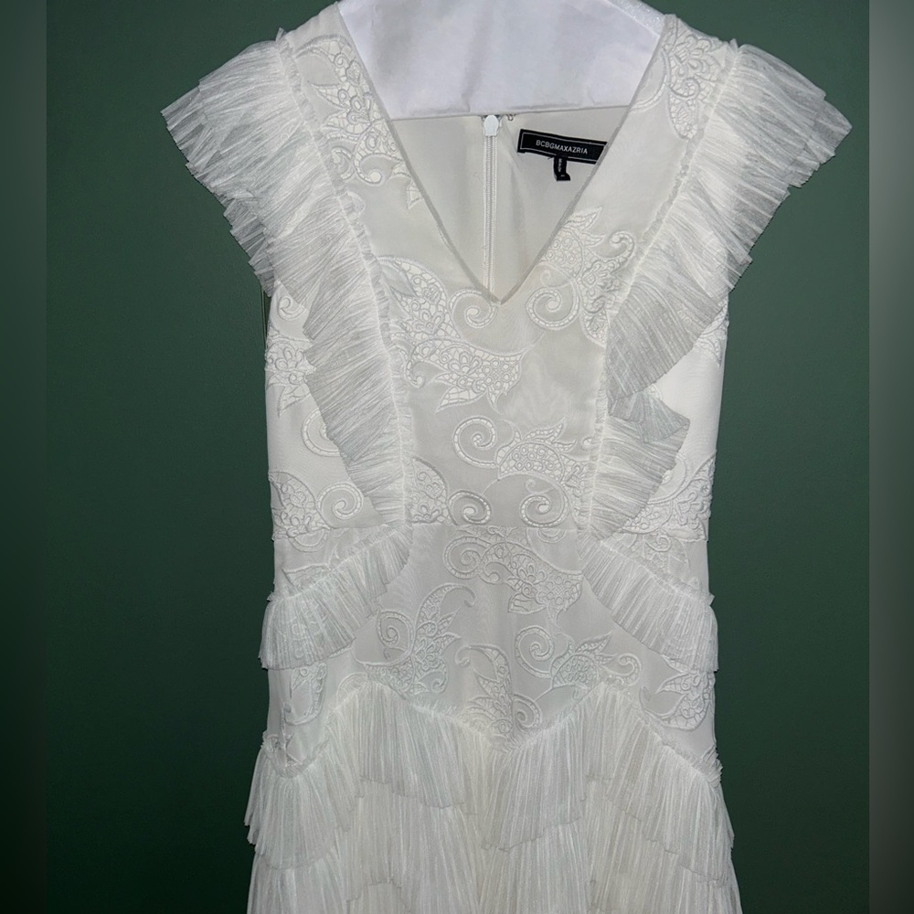 BCBGMAXAZRIA white ruffled dress